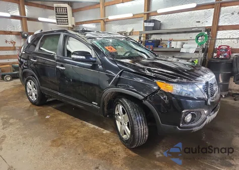 2013 Kia Sorento Ex z USA, uszkodzony, nr VIN 5XYKUDA68DG397139